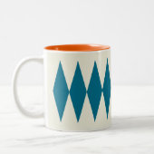 Retro Mod Blue Diamond Muster Zweifarbige Tasse (Links)