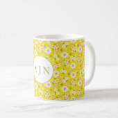 Retro-Mod-Blume Gelb-Weiß-Monogramm Kaffeetasse (VorderseiteRechts)