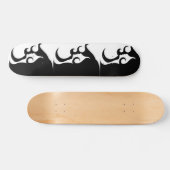 Retro Mod Frau Skateboard (Horizontal)