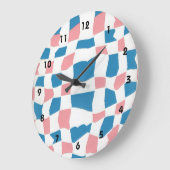 Retro Mod Pink Blue Checkerboard Abstract Große Wanduhr (Winkel)