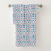 Retro Mod Pink Blue Checkerboard Abstrakt Badhandtuch Set (Insitu)
