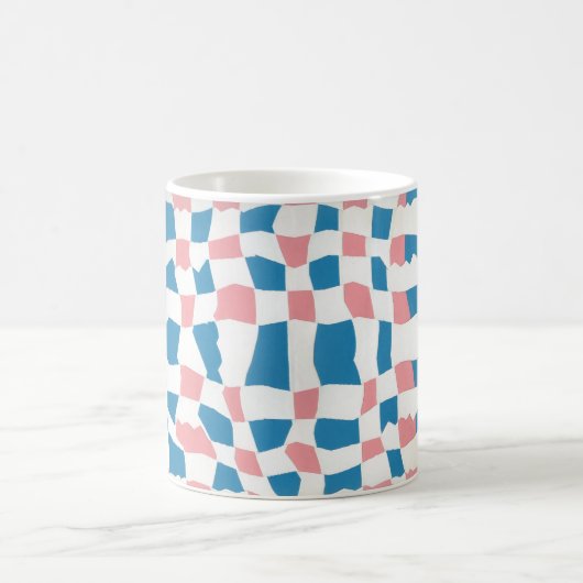 Retro Mod Pink Blue Checkerboard Abstrakt Kaffeetasse (Mittel)