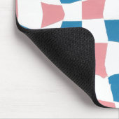Retro Mod Pink Blue Checkerboard Abstrakt Mousepad (Ecke)