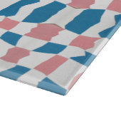 Retro Mod Pink Blue Checkerboard Abstrakt Schneidebrett (Ecke)
