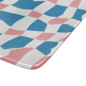 Retro Mod Pink Blue Checkerboard Abstrakt Schneidebrett (Ecke)
