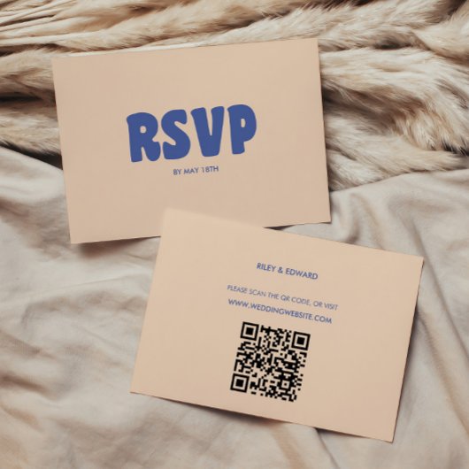 Retro Modern & Bold Blue Beige Wedding RSVP Karte