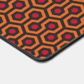 Retro Modern Orange Red Brown Hexagon Muster Schreibtischunterlage (Ecke)