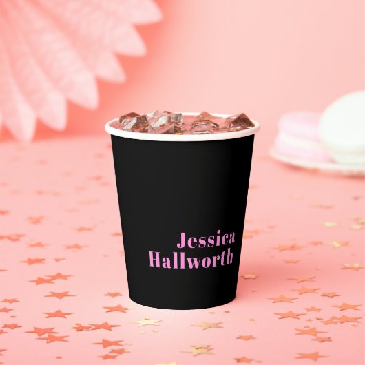 Retro-moderner bearbeitbarer Text | Schwarz & Pink Pappbecher (Insitu)