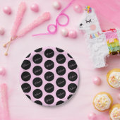 Retro-modernes Schwarz & Pink Polka Dot Design Pappteller (Party)