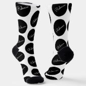 Retro-modernes Schwarz-Weiß-Polka-Dotdesign Socken (Gewinkelt)