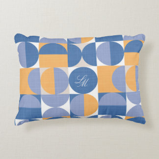 Retro-Monogramm Blau Gelb Mitte des Jahrhunderts K Dekokissen