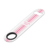 Retro-Monogramm-Minimalist-Stripes Speed Flaschenöffner (Vorderseite Schrägansicht)