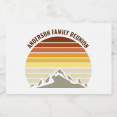 Retro Mountain Sunset Party Custom Mini Schaumweinetikett (Einzelnes Label)