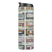 Retro Music Cassette: Nostalgisches Symbol Thermosbecher (Nach rechts gedreht)