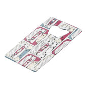 Retro Music Cassettes: Rock Background Pattern Geldbeutel Flaschenöffner (Vorderseite Schrägansicht)