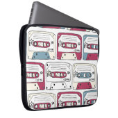 Retro Music Cassettes: Rock Background Pattern Laptopschutzhülle (Vorne Rechts)