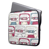 Retro Music Cassettes: Rock Background Pattern Laptopschutzhülle (Vorderseite Links)