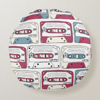 Retro Music Cassettes: Rock Background Pattern Rundes Kissen