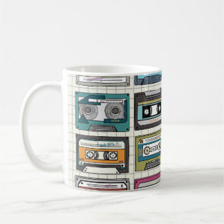 Retro-Musik-Kassette: Nostalgisches Symbol Kaffeetasse