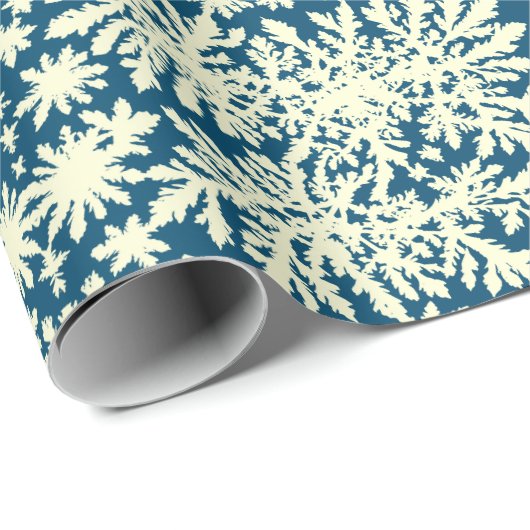 Retro Navy Packpapier mit weißen Schneeflocken (Rolleneckpunkt)