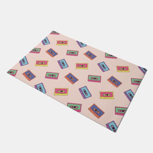 Retro Neon Audio-Kassettenbandmuster Fußmatte (Schrägansicht)