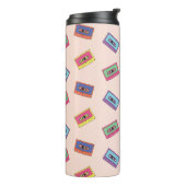 Retro Neon Audio-Kassettenbandmuster Thermosbecher (Nach links gedreht)