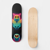 Retro Neon Vaporwave Owls Board Skateboard (Vorderseite)
