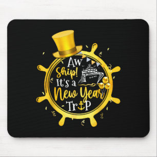 Retro-Neujahrs-Trip-Kreuzfahrt passende Familienfe Mousepad