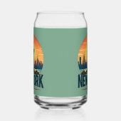 Retro New York City Skyline mit Freiheitsstatue Dosenglas (Links)