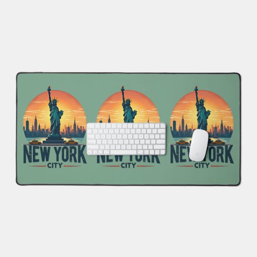 Retro New York City Skyline mit Freiheitsstatue Schreibtischunterlage (Tastatur & Maus)