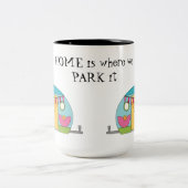 Retro Niedlich Happy Camper Zweifarbige Tasse (Mittel)