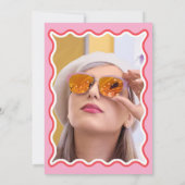 Retro Niedliches, rosa rosa Foto Brautparty Einladung (Rückseite)