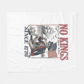 Retro No Kings Since 1776 Rejecting Kings Classic Fleecedecke (Vorderseite (Horizontal))
