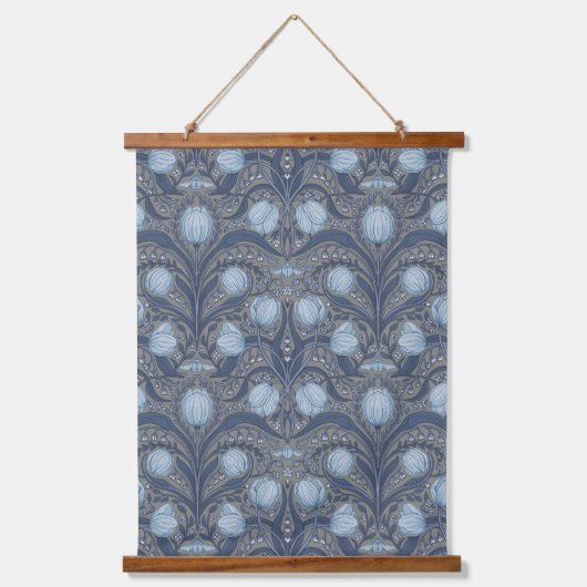Retro Nouveau Tulips in blue and pewter Wandteppich Mit Holzrahmen (Vorderseite)