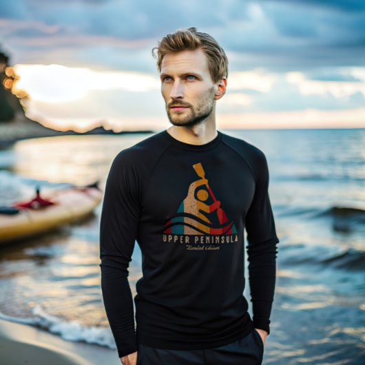 Retro Oberhalbinsel Kajak T-Shirt