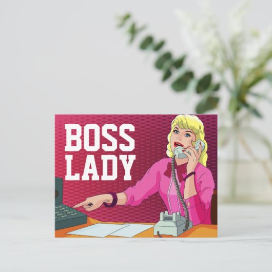 RETRO OFFICE BOSS LADY POSTCARD POSTKARTE (Stehend Vorderseite)