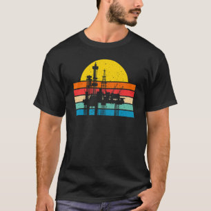 Retro Oil Well Pumpjack Oilfield Worker Oil Rii Oi T-Shirt