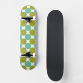 Retro Olive und grüne Punkte Skateboard (Vorderseite)