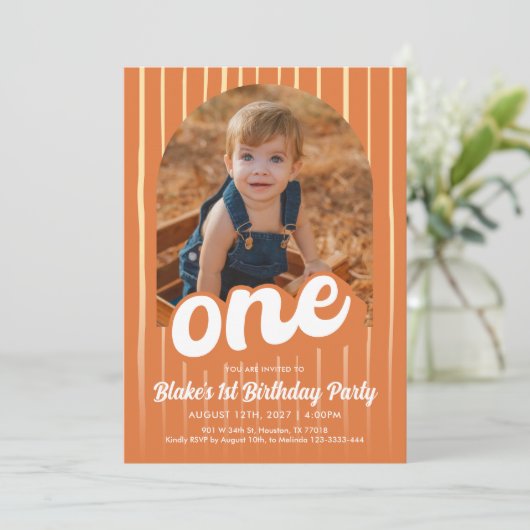 Retro Orange 1. Geburtstag Einladung (Stehend Vorderseite)
