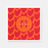 Retro Orange Groovy Red Hearts Name über Monogramm Serviette (Vorderseite)