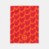 Retro Orange Groovy Rote Herzen Name Über Monogram Fleecedecke (Vorderseite)