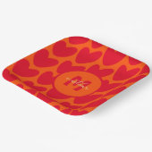 Retro Orange Groovy Rote Herzen Name Über Monogram Pappteller (Gewinkelt)