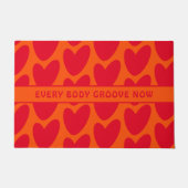 Retro Orange und Groovy Red Hearts Fußmatte (Vorderseite)