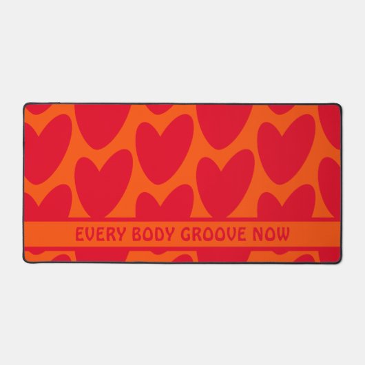 Retro Orange und Groovy Red Hearts Schreibtischunterlage (Vorderseite)