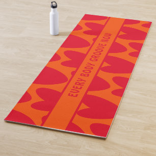 Retro Orange und Groovy Red Hearts Yogamatte