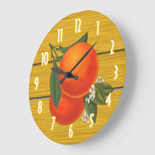 Retro-Orangen auf rustikalem Holz mit nummerierten Große Wanduhr (Winkel)