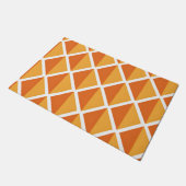 Retro-Orangen-Diamant-Harlekin-Muster Fußmatte (Schrägansicht)
