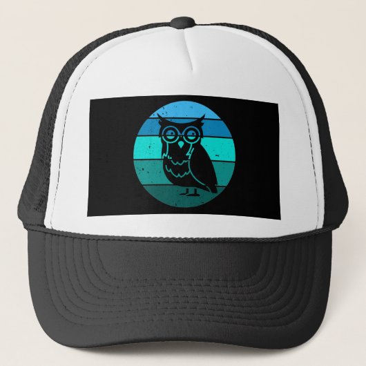 Retro Owl Truckerkappe (Vorderseite)