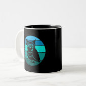 Retro Owl Zweifarbige Tasse (Vorderseite Links)