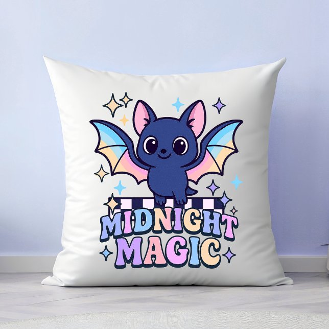 Retro Pastelcore Niedliches Halloween-Bat & Checke Kissen (The midnight magic kawaii bat design shines with retro pastel charm.)